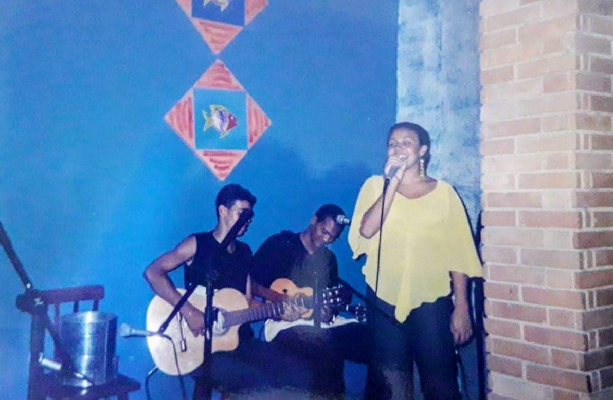 Kel Monalisa no palco